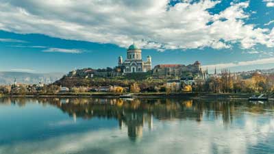 Historia på Donau med Dick Harrison och SvD Accent